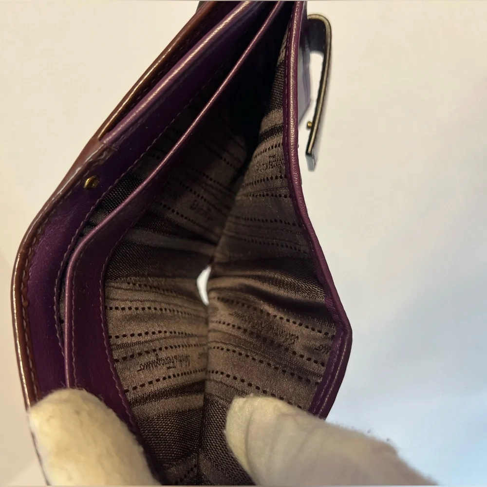 Vintage Salvatore Ferragamo Purple Patent Leather‎ Wallet